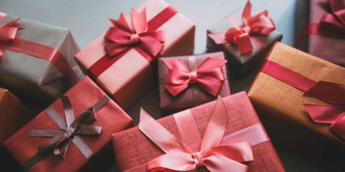 What is the 5 gift rule?